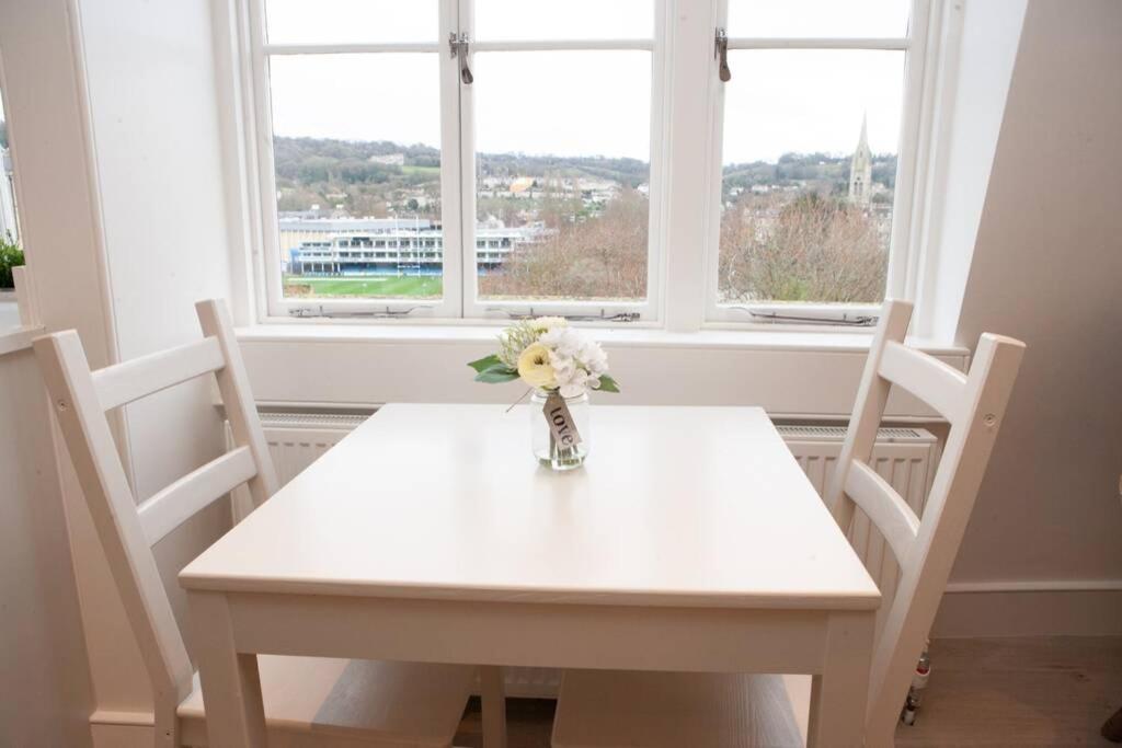 Spectacular Views, 1 Bed Central Bath Apartment Exterior photo