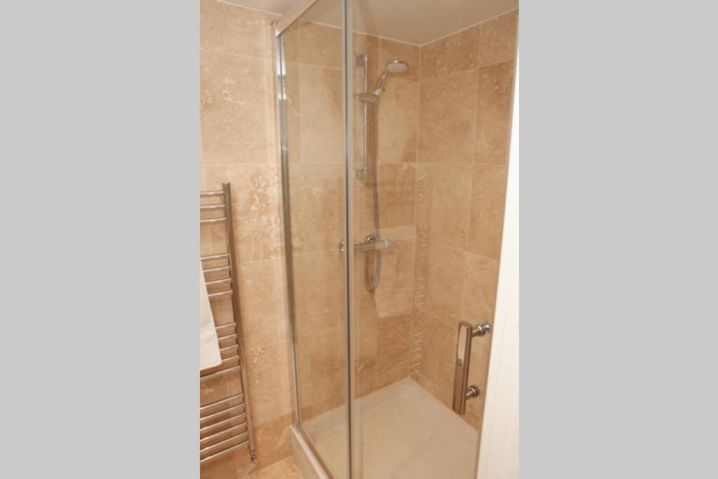 Spectacular Views, 1 Bed Central Bath Apartment Exterior photo